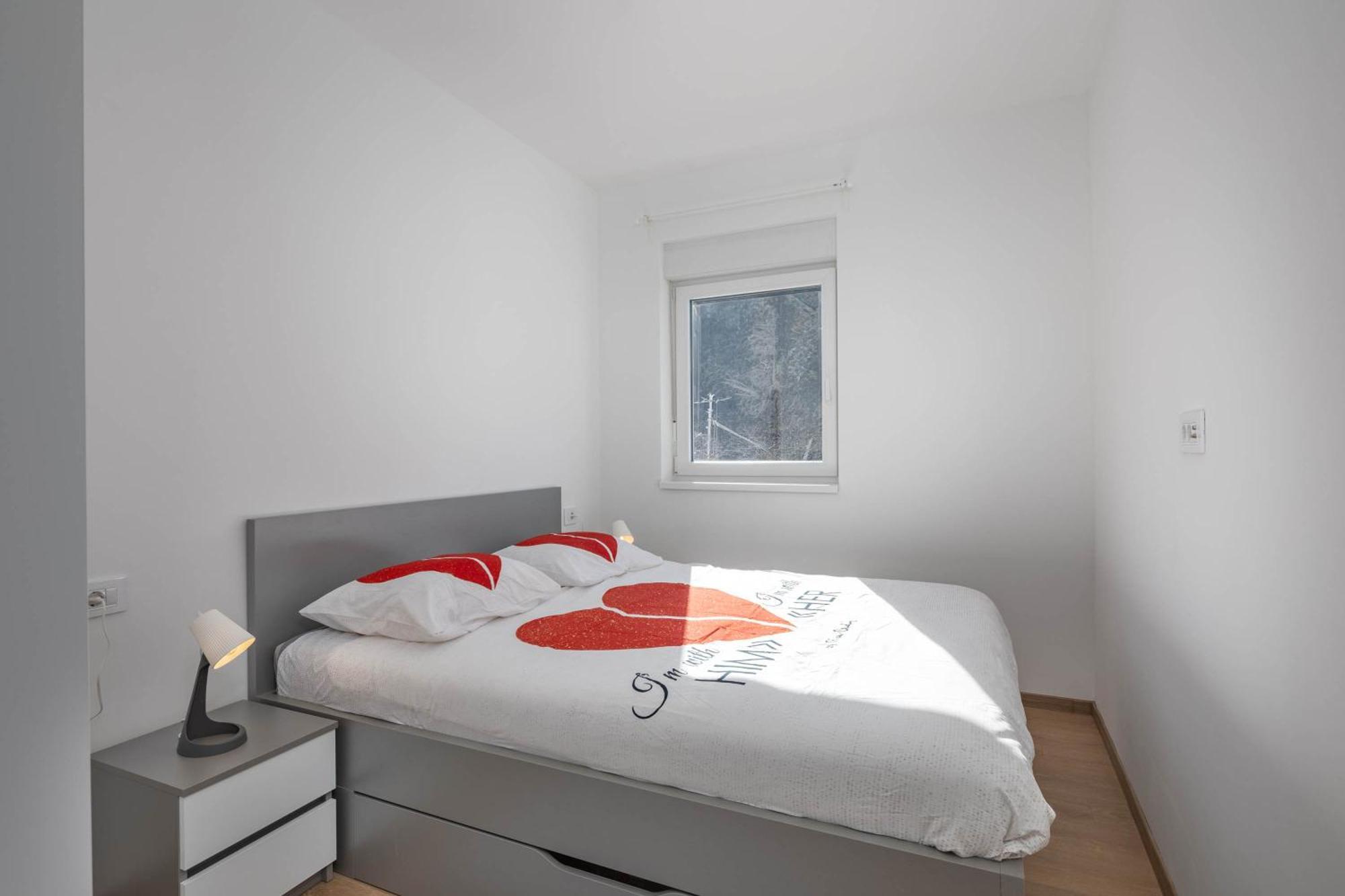 Seafront Villa Andrijana - Happy Rentals Plomin Exterior foto